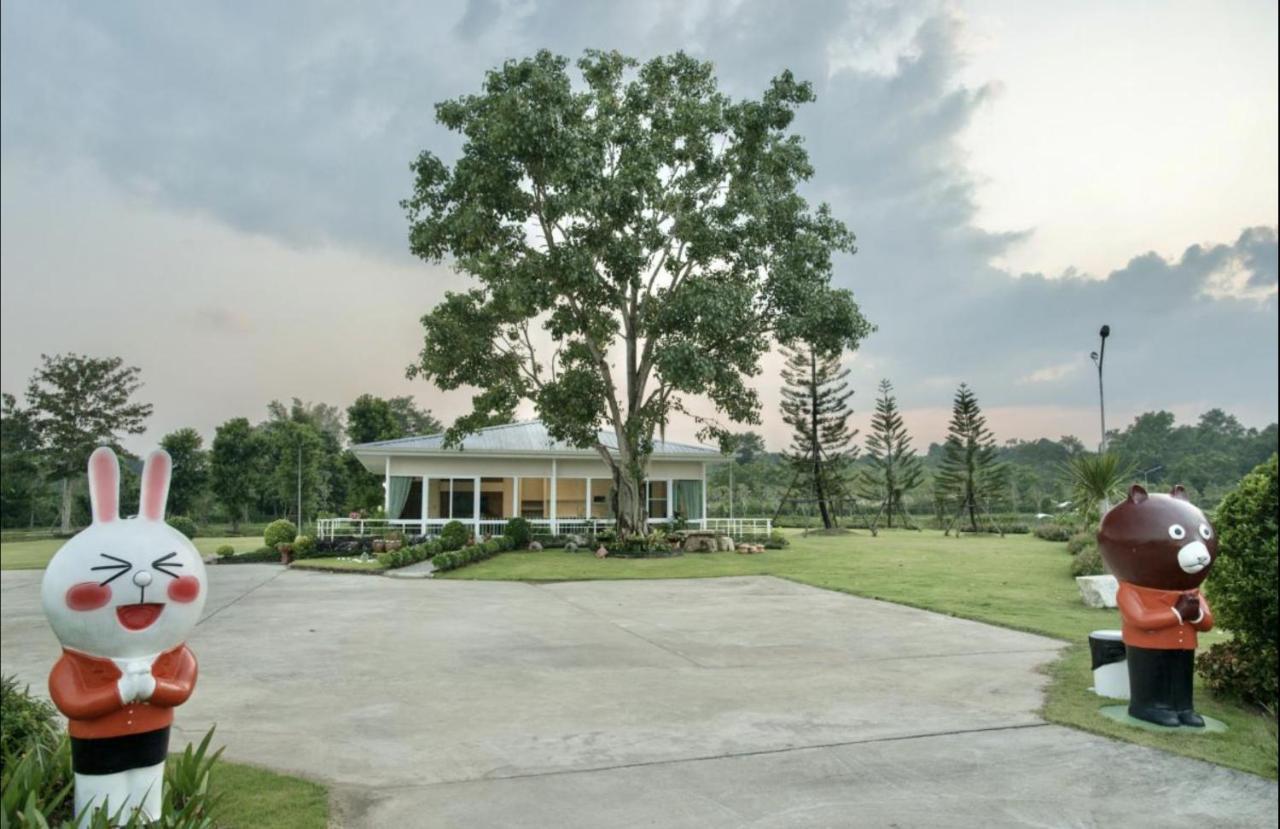 Ravin Home ราวินโฮม Nakhonnajok Kültér fotó